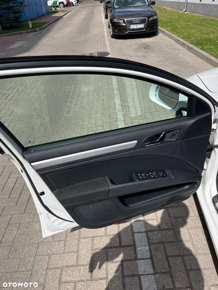 Skoda Superb 2.0 TDI Elegance DSG - 23