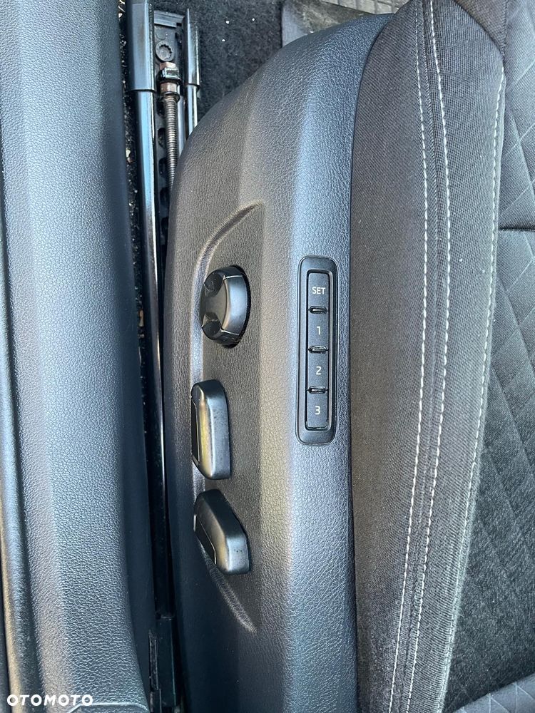 Skoda Superb 2.0 TDI DSG Style - 15