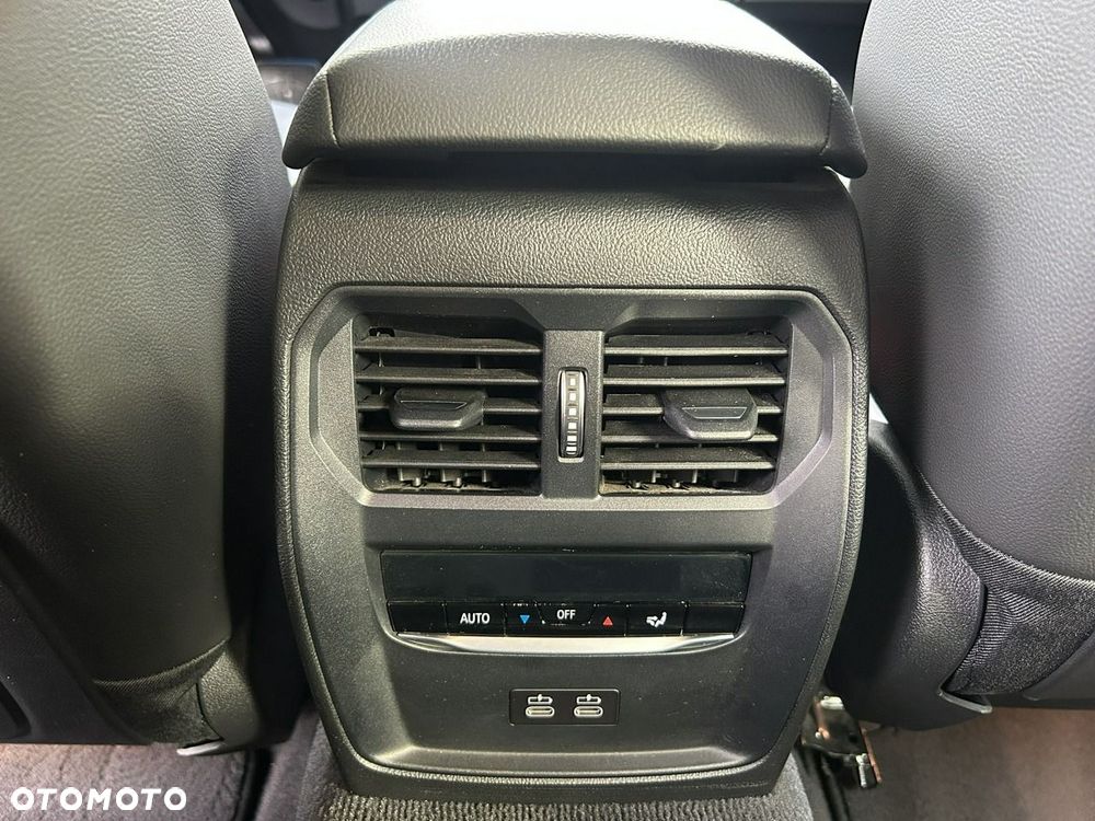 BMW Seria 3 - 24
