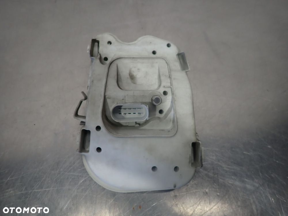 WKŁAD LAMPY LEWY TYŁ AUDI A6 C6 - 2