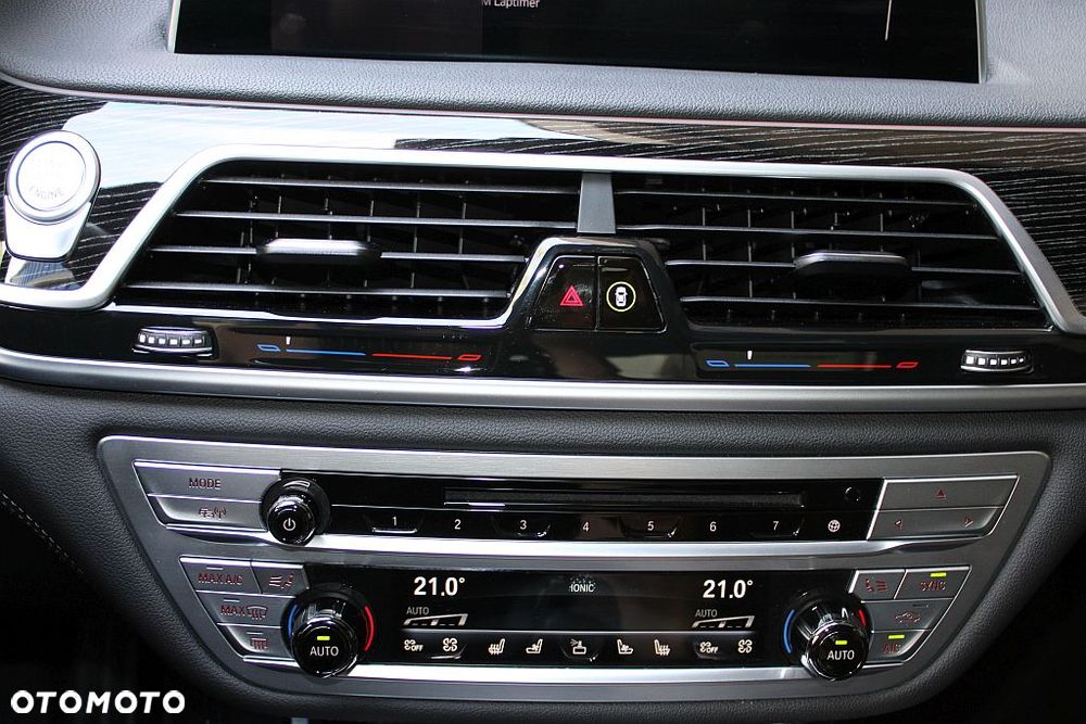 BMW Seria 7 730d xDrive mHEV sport - 25