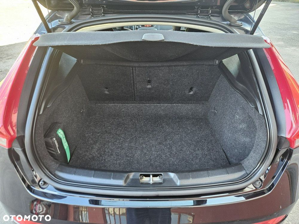 Volvo V40 T2 Drive-E Momentum - 23