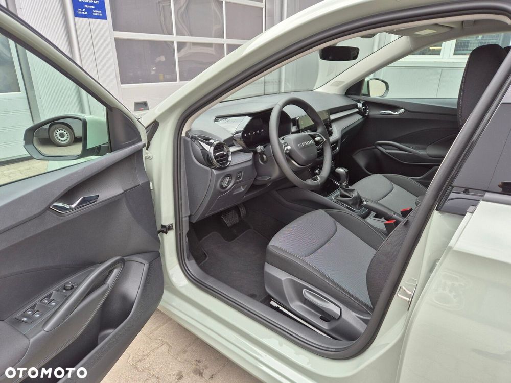 Skoda Fabia 1.0 TSI Drive DSG - 9
