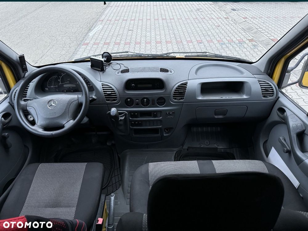 Mercedes-Benz Sprinter - 7