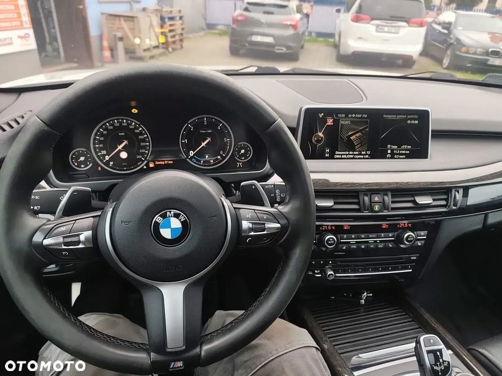 BMW X5 xDrive40d - 8