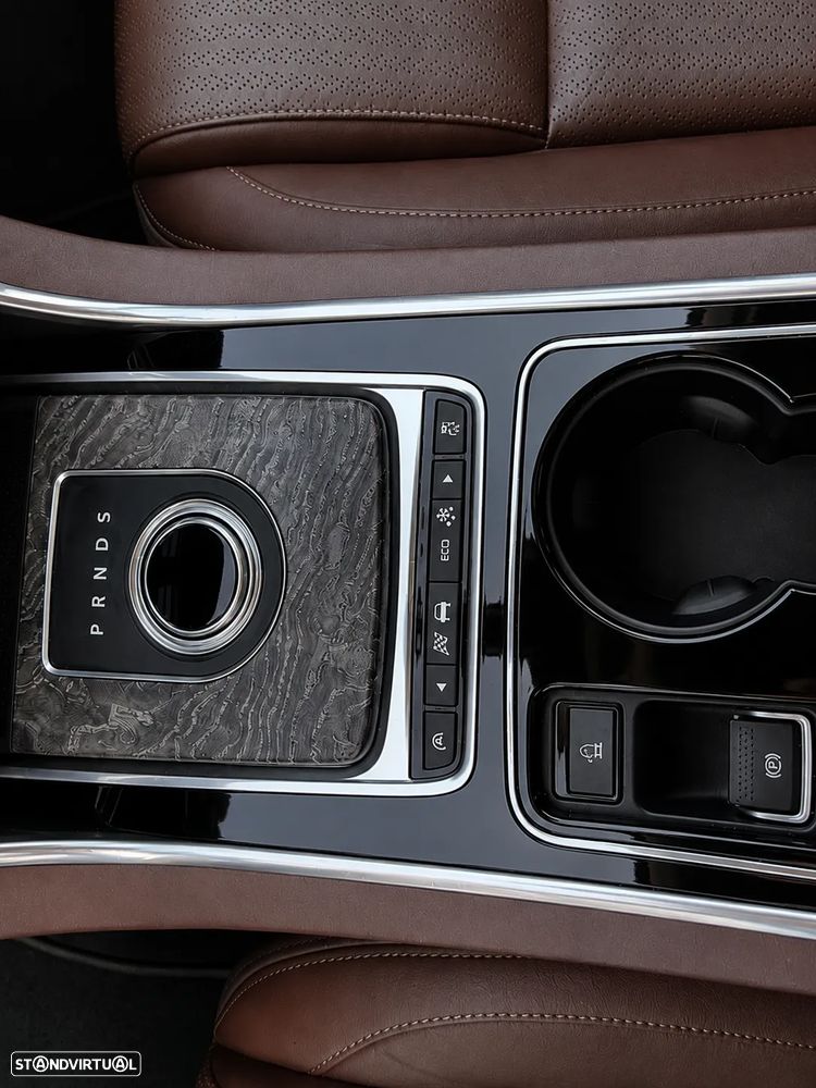 Jaguar XE 20d Aut. Portfolio - 18