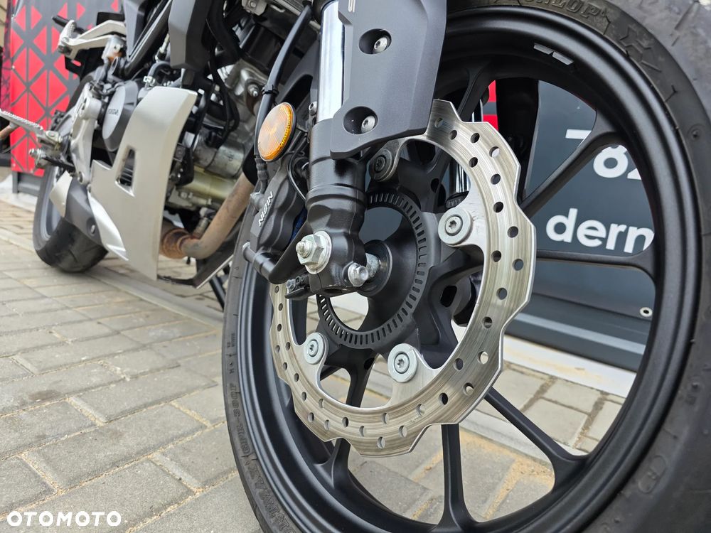 Honda CB - 27