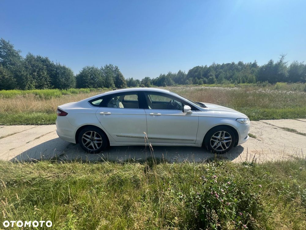 Ford Fusion - 11