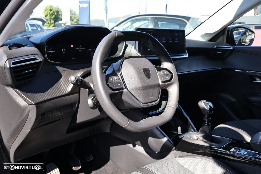 Peugeot 208 1.2 PureTech Allure - 13