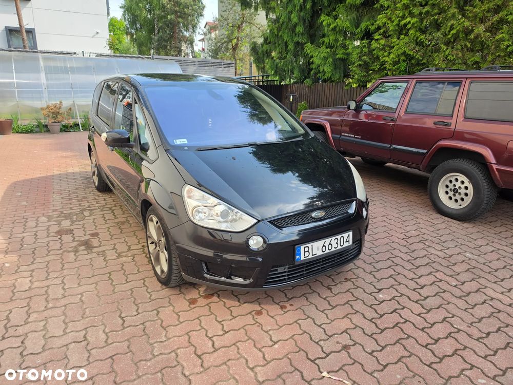 Ford S-Max - 10