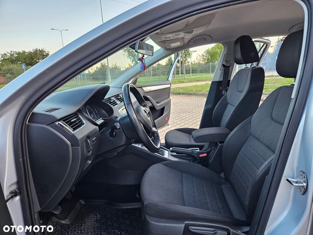 Skoda Octavia 2.0 TDI Ambition - 24