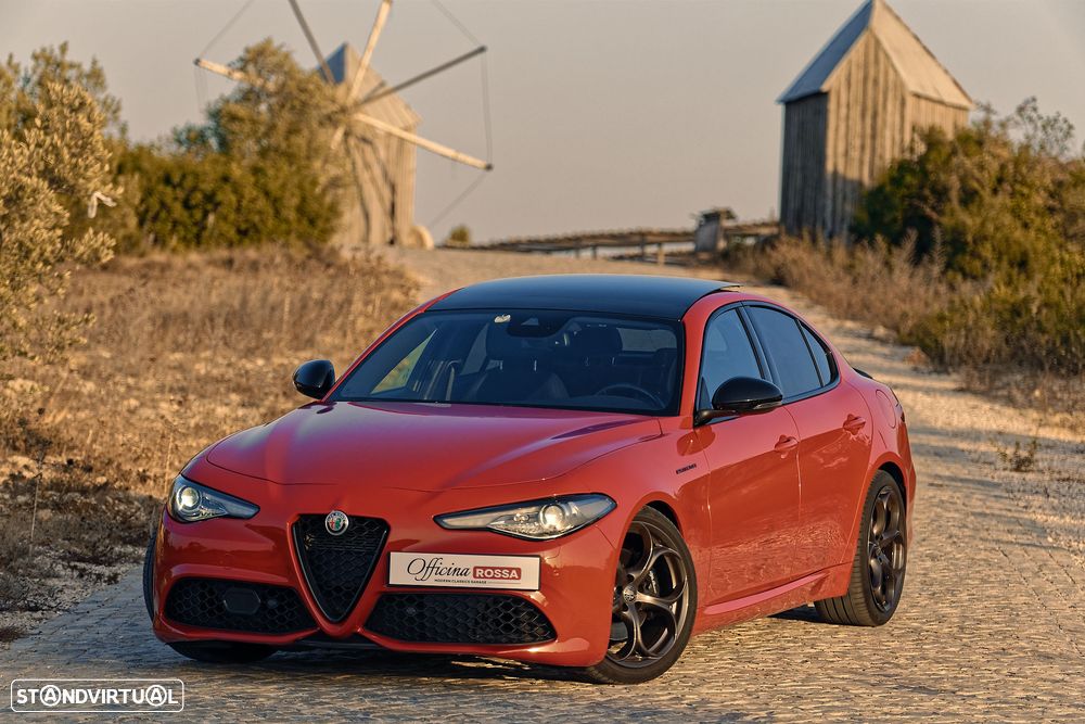 Alfa Romeo Giulia 2.0 T Estrema Q4 AT8 - 2