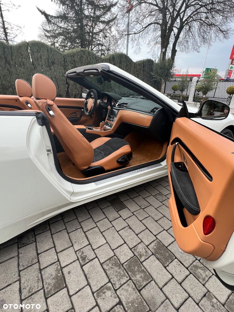 Maserati GranTurismo S Automatik - 7