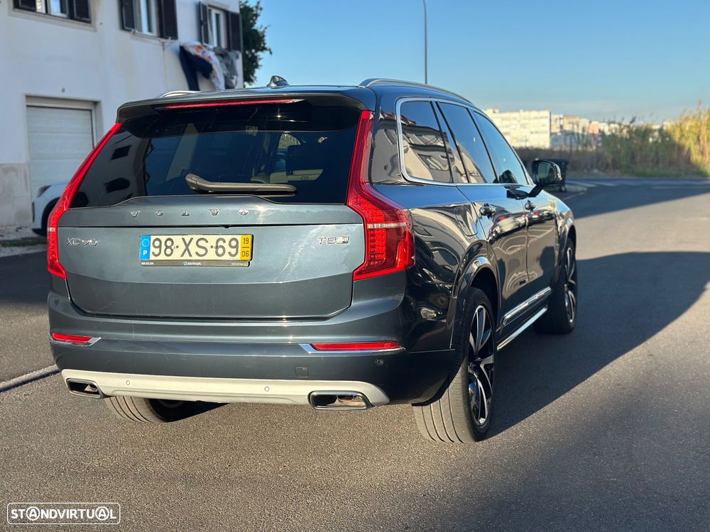 Volvo XC 90 - 8