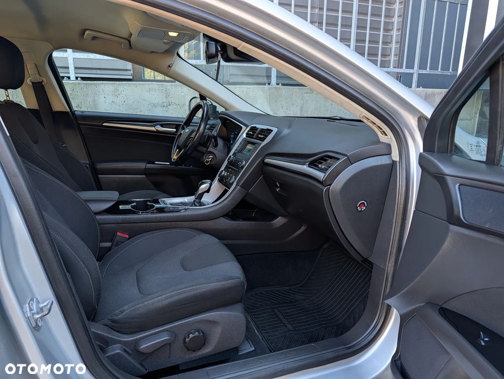 Ford Mondeo 2.0 TDCi Titanium PowerShift - 7