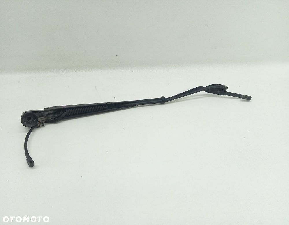 RAMIE WYCIERACZKI LEWE MITSUBISHI FUSO CANTER 06- - 2