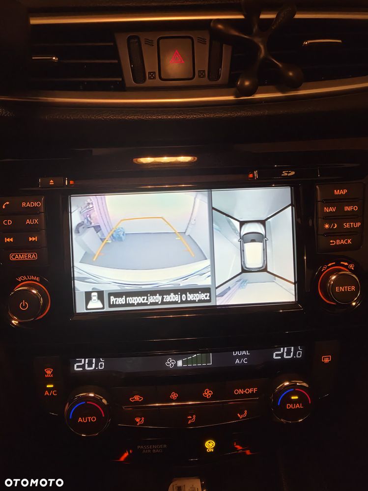 Nissan Qashqai 1.6 DIG-T N-Connecta - 17