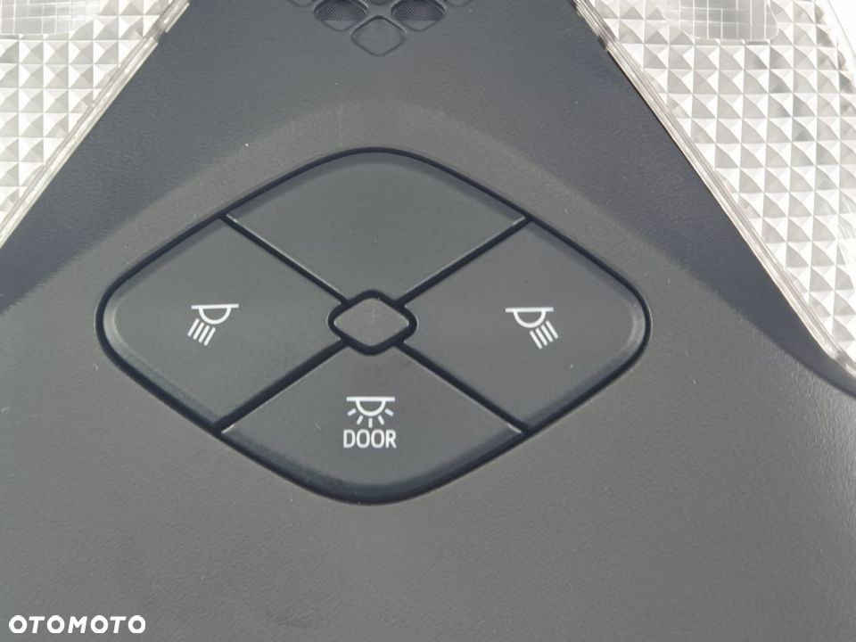 Lampka w Podsufitkę Oświetlenie Kabiny TOYOTA C HR 2.0H od 2019 roku - 2