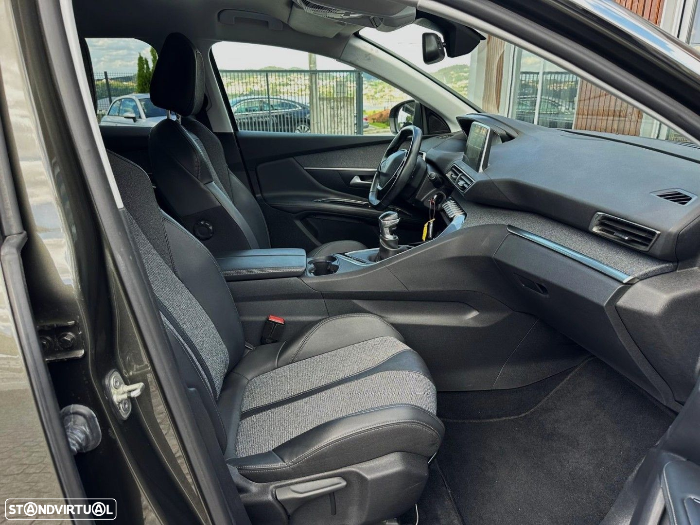 Peugeot 3008 1.5 BlueHDi Allure - 31