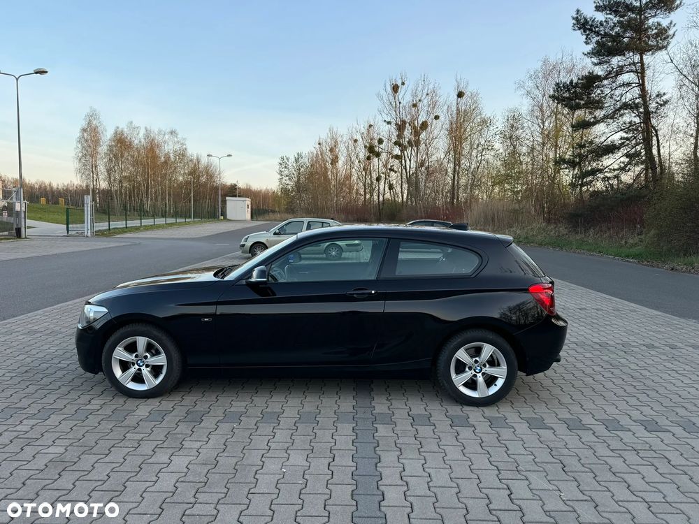 BMW Seria 1 116d Sport Line - 8