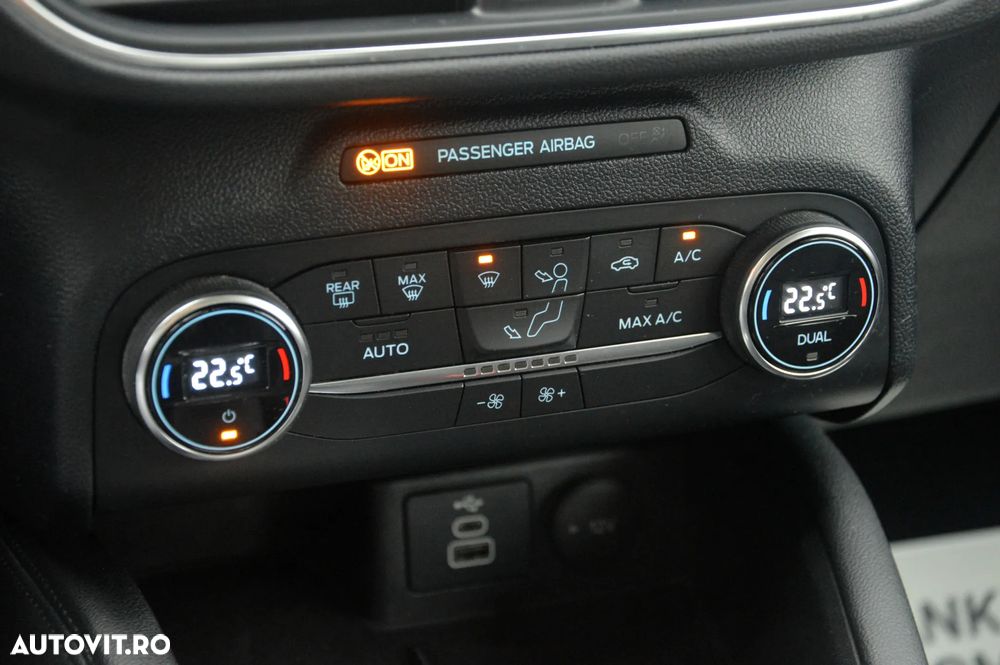 Ford Kuga 2.5 Duratec FHEV FWD Titanium - 29