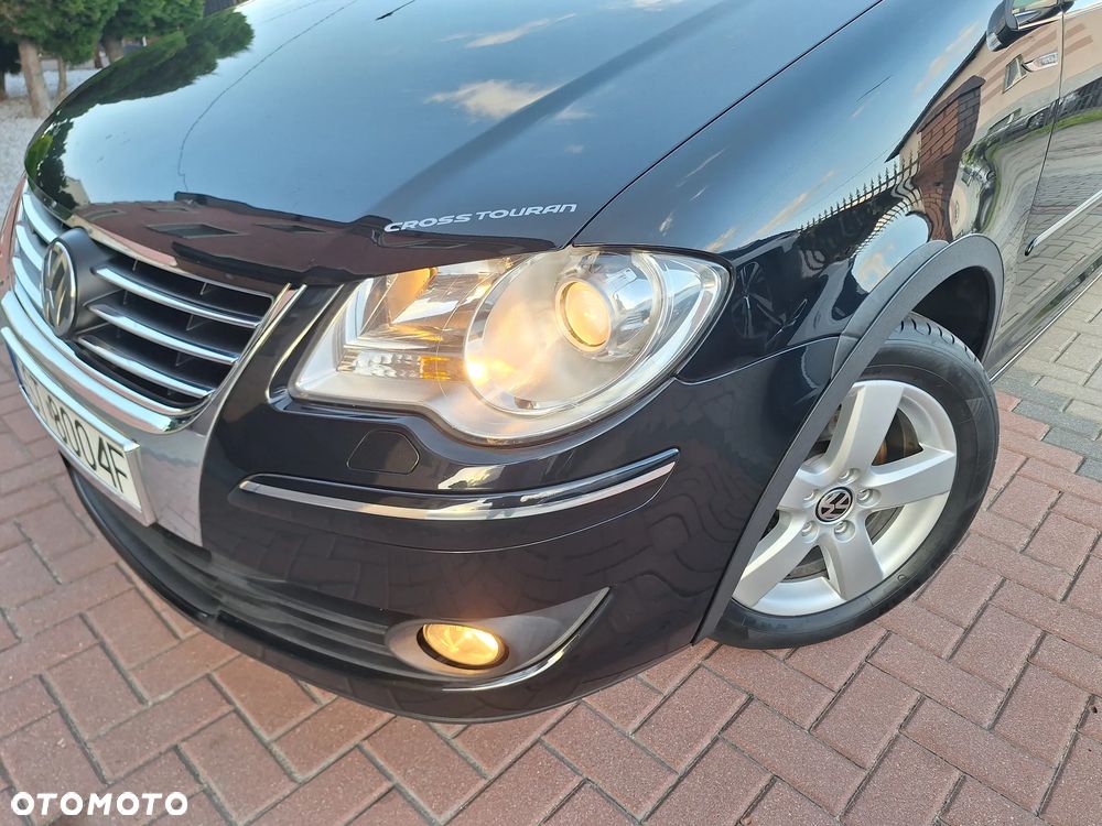Volkswagen Touran 1.9 TDI DPF Highline - 2