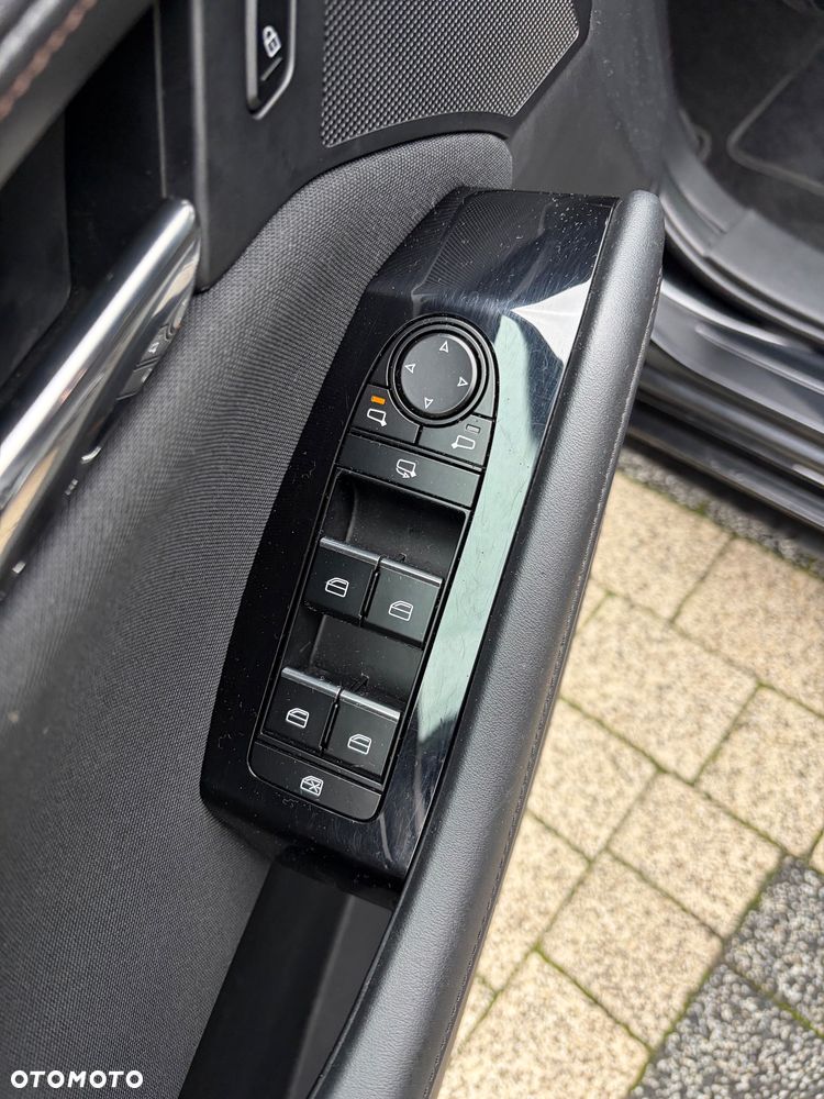 Mazda 3 e-SKYACTIV-X 186 M HYBRID DRIVE EXCLUSIVE-LINE - 15