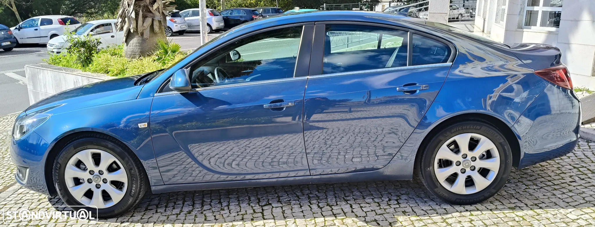 Opel Insignia 1.6 CDTi Executive S/S - 8