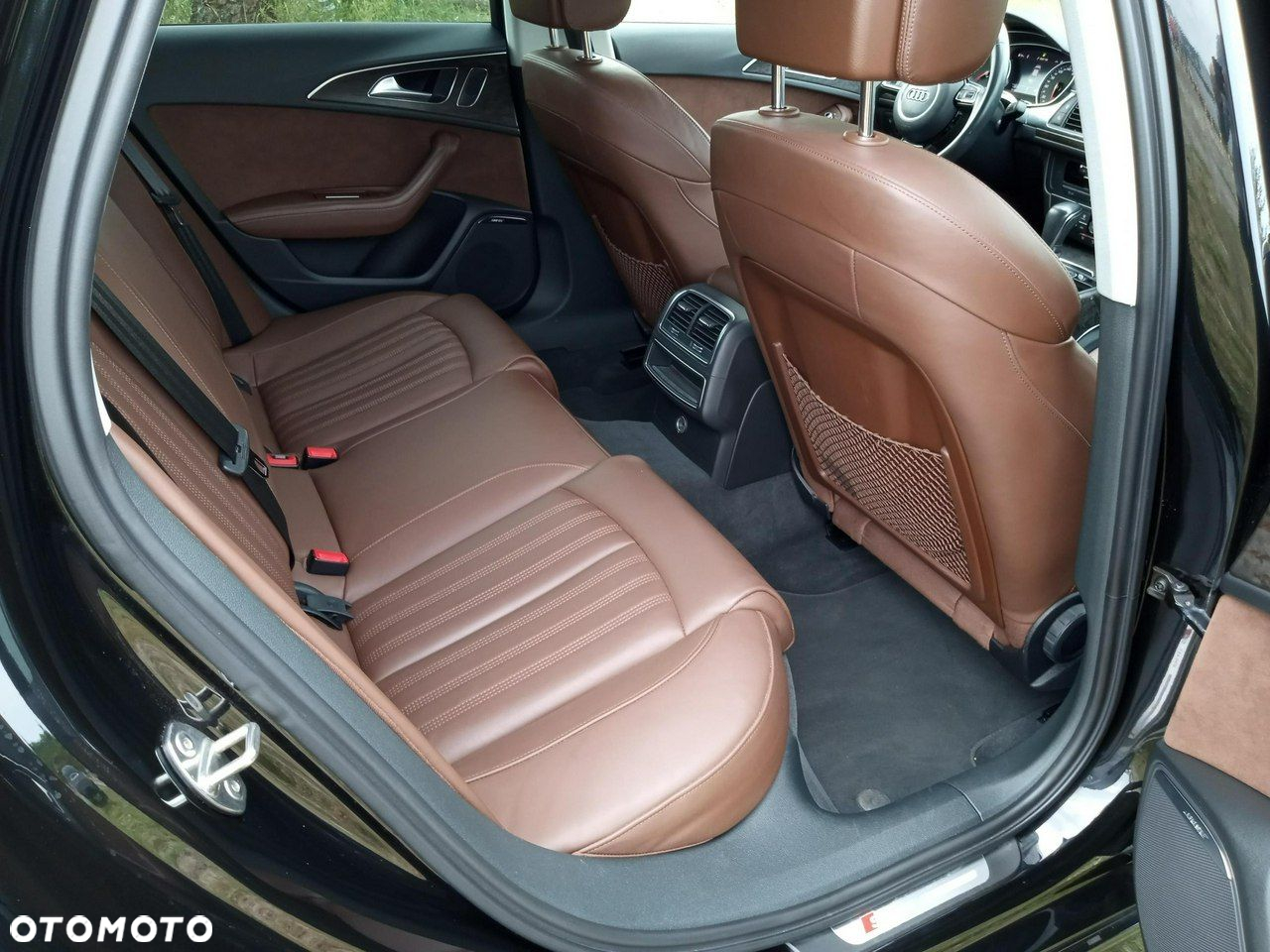 Audi A6 - 24