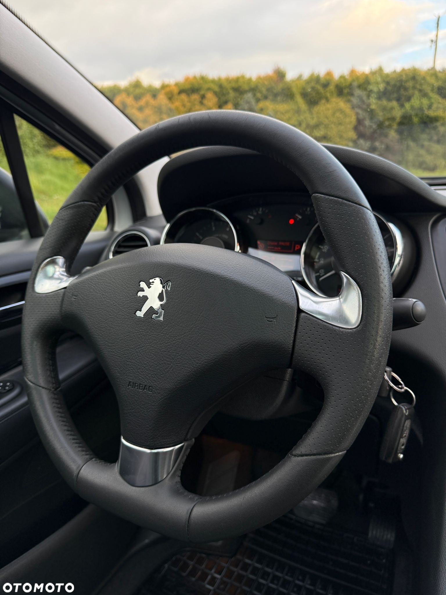 Peugeot 5008 1.6 THP Allure - 24