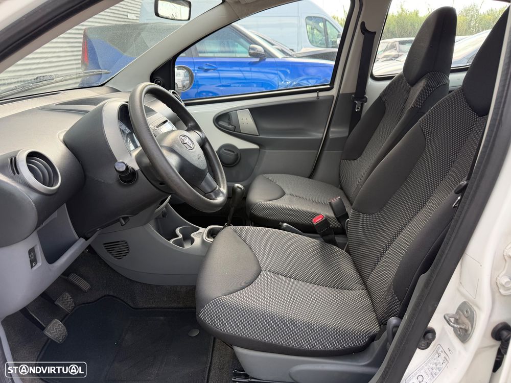 Toyota Aygo 1.0 Power Pack+AC - 24
