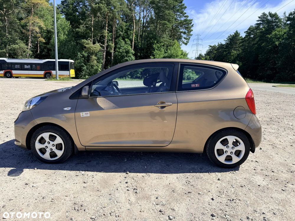 Kia Picanto 1.2 L - 4