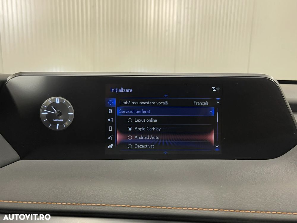 Lexus UX 250h (E-FOUR) Luxury Line - 14