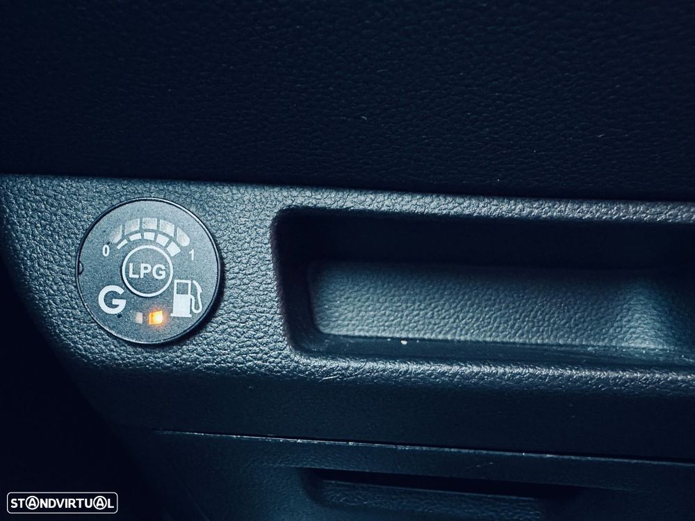 Renault Clio 1.0 TCe Evolution Bi-Fuel - 22