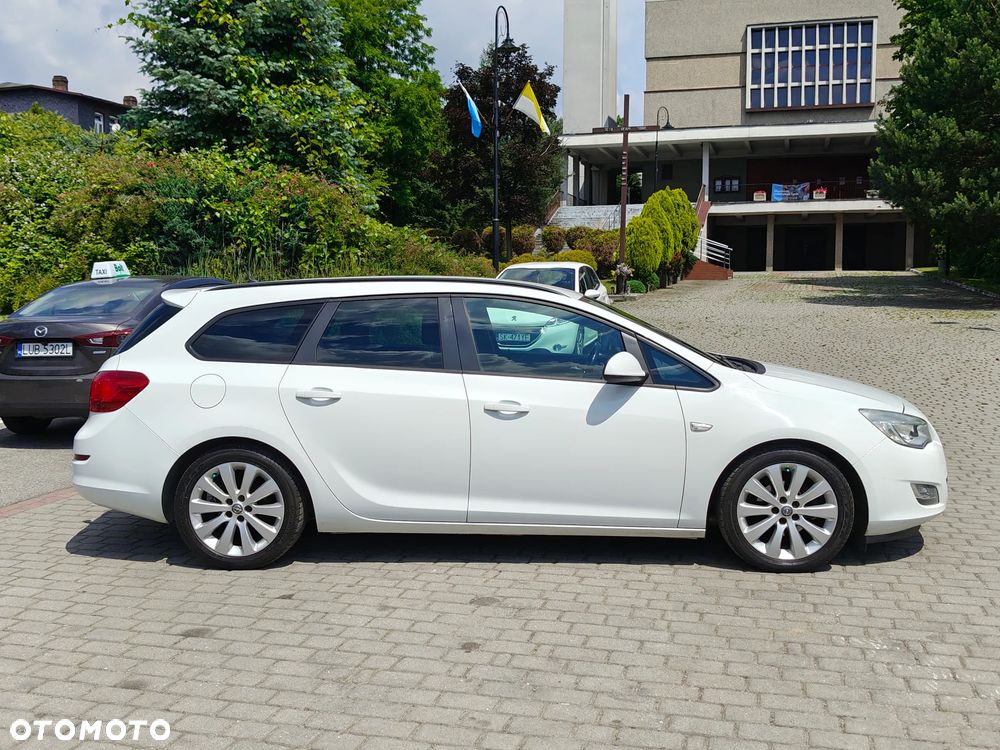 Opel Astra 1.4 T Cosmo - 27