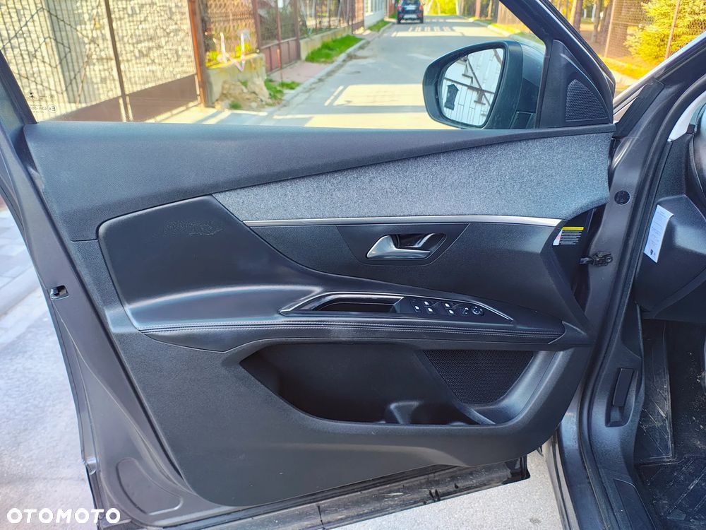 Peugeot 5008 BlueHDi 130 Active - 20