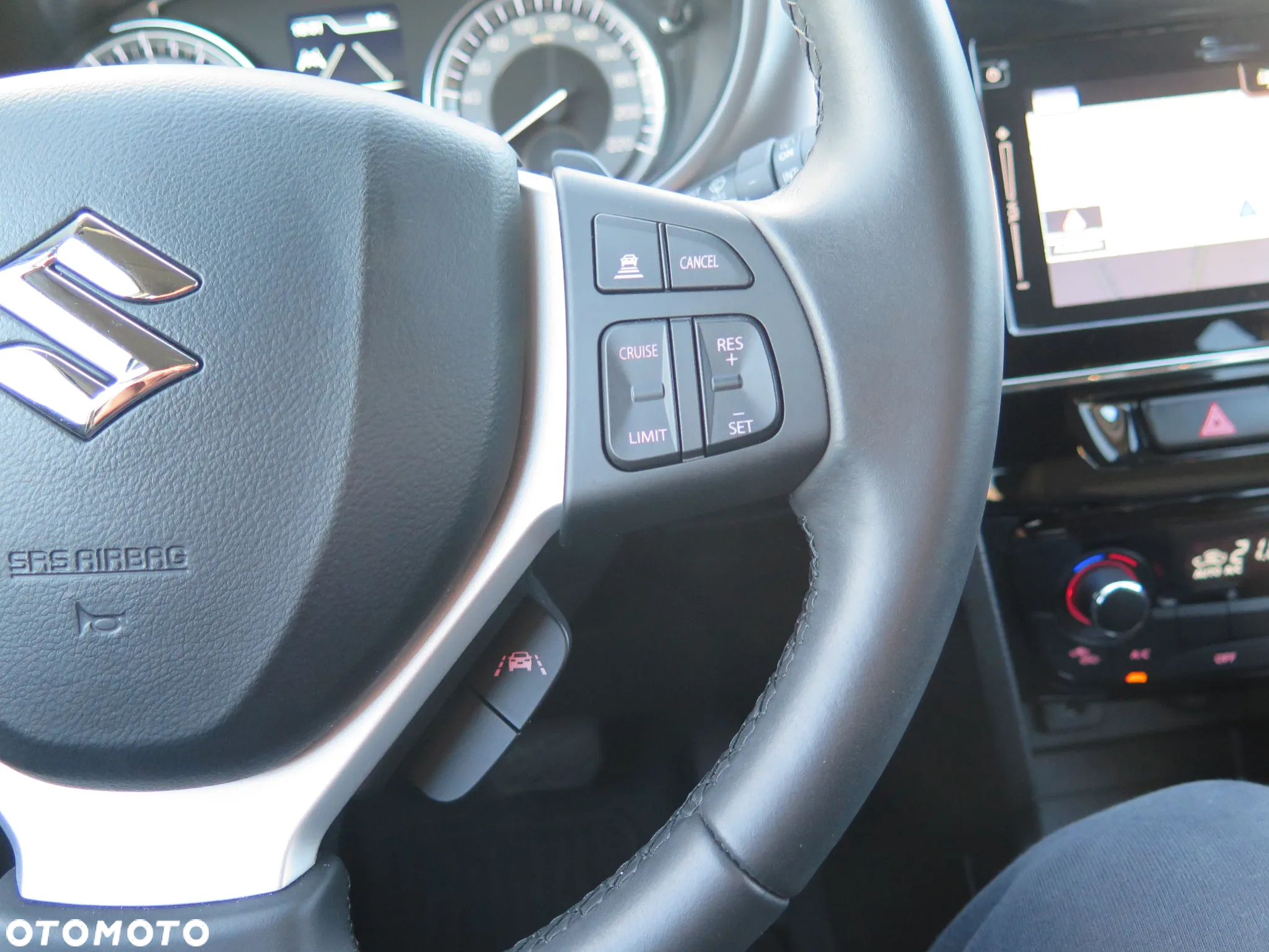 Suzuki Vitara 1.4 Boosterjet Premium 2WD - 23