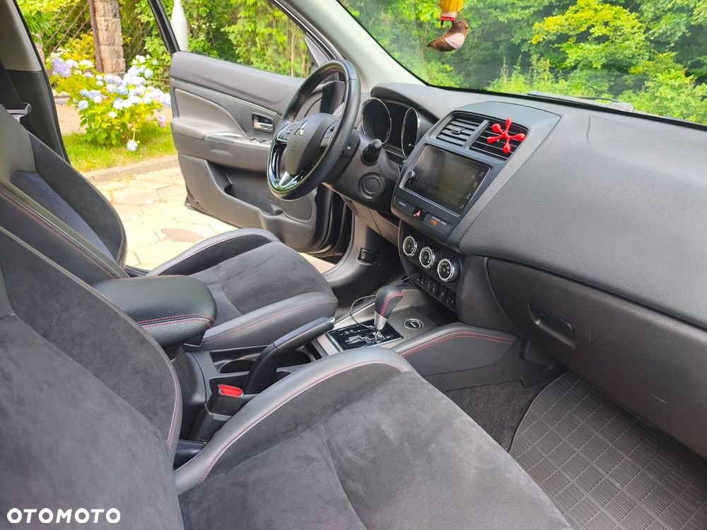 Mitsubishi ASX - 15