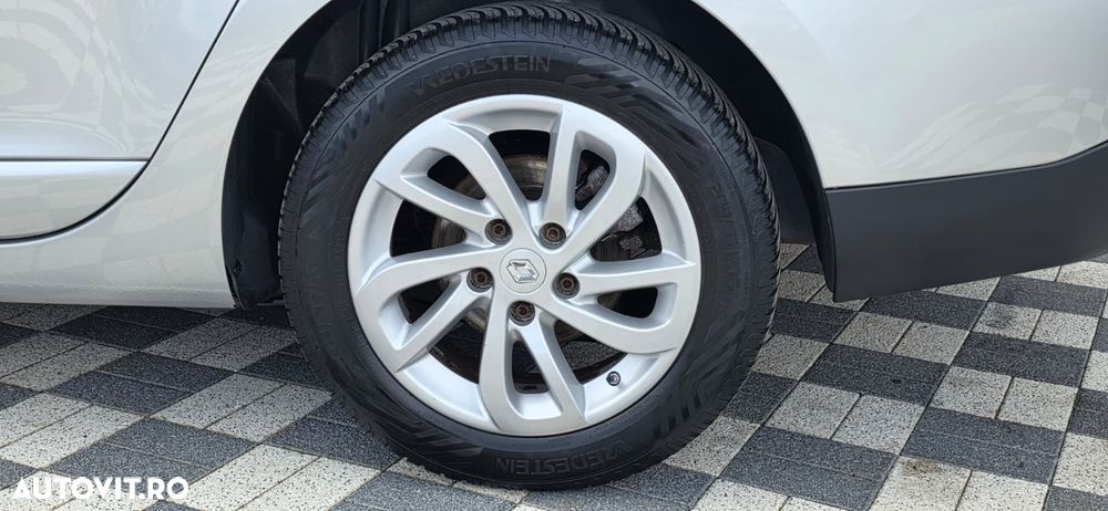 Renault Megane - 11