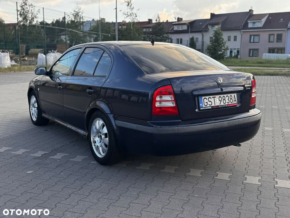 Skoda Octavia 2.0 Ambiente - 3
