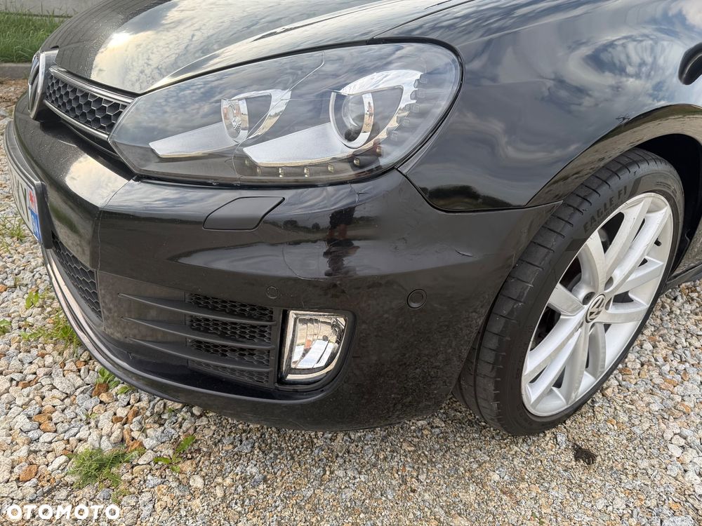 Volkswagen Golf - 30