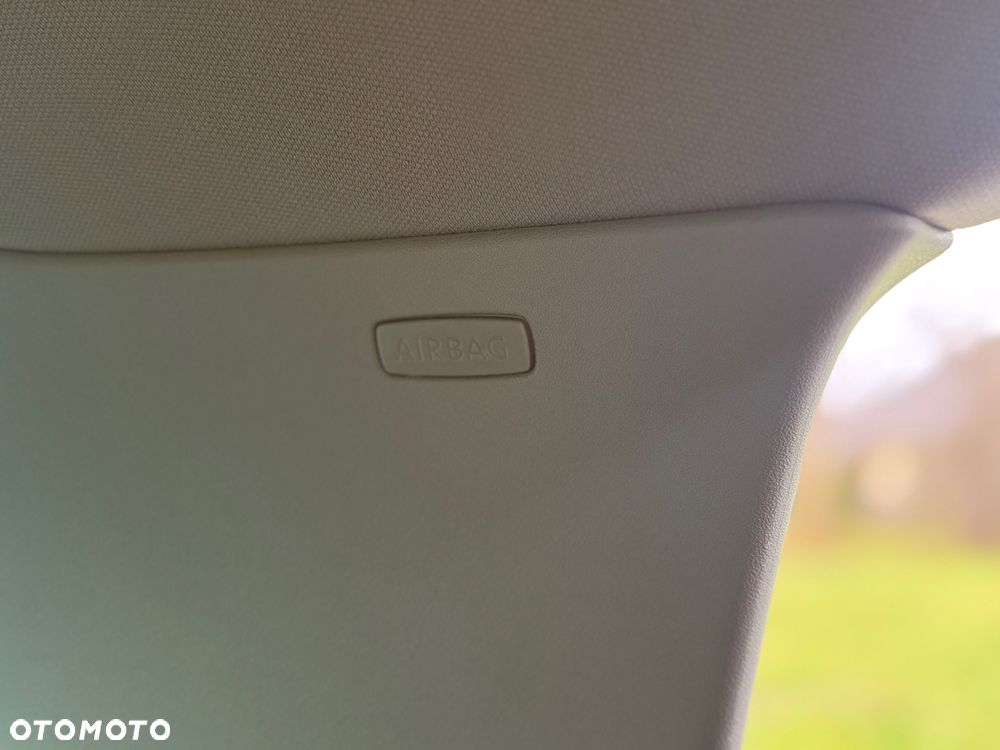 Volkswagen Golf Plus 1.6 TDI Highline - 18