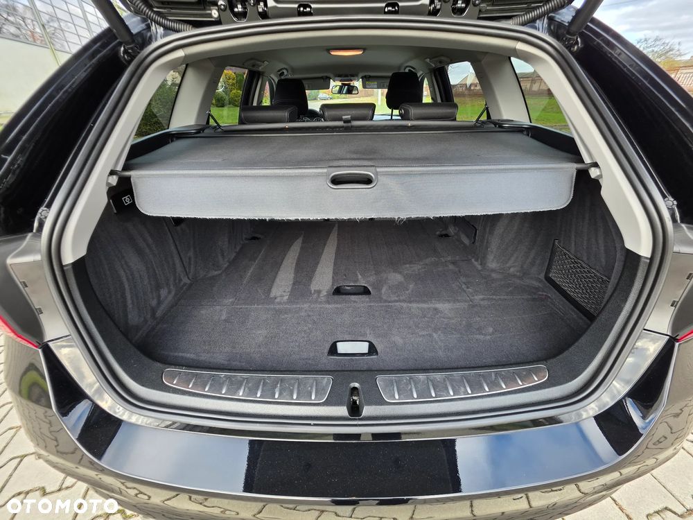 BMW Seria 3 318d Edition Luxury Line Purity - 30
