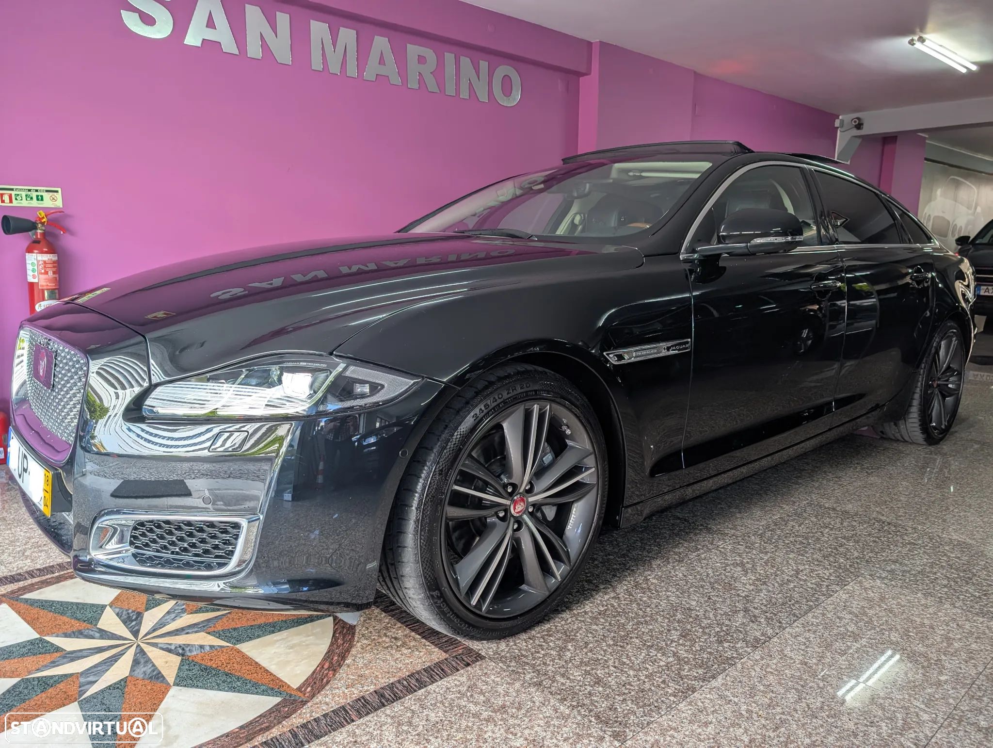 Jaguar XJ 3.0 D V6 LWB Autobiography J20 - 1