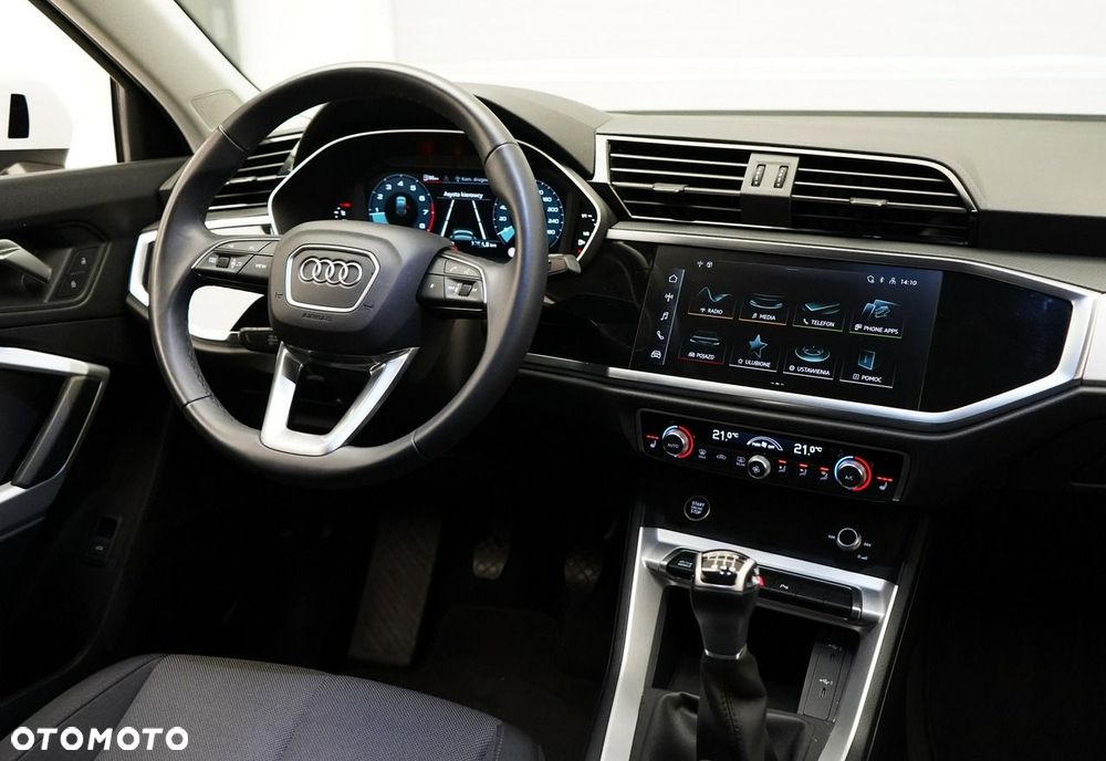 Audi Q3 Sportback - 15