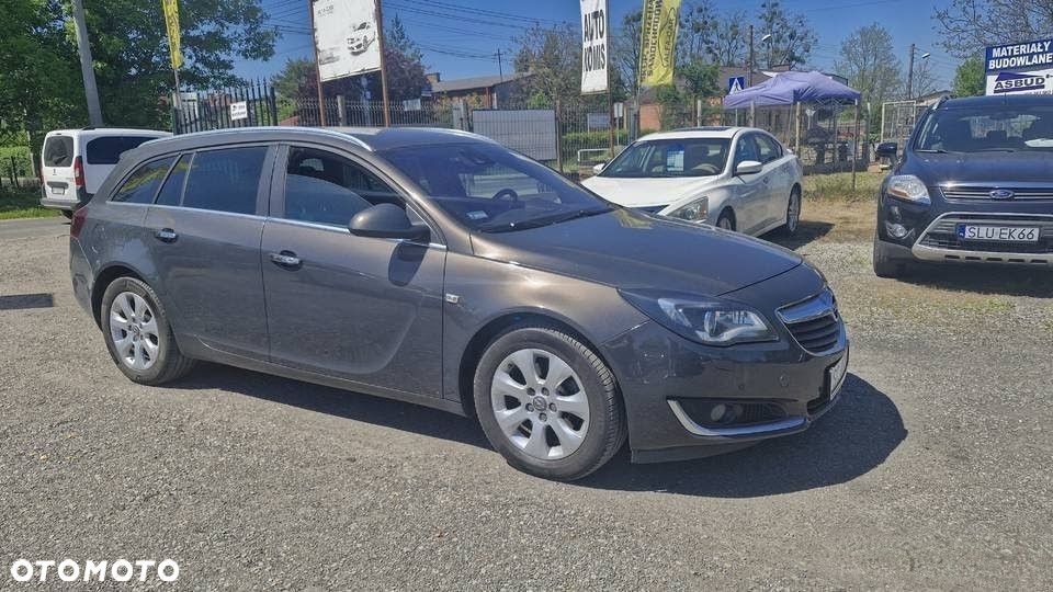 Opel Insignia - 1