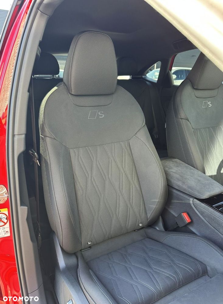 Audi Q3 Sportback - 27