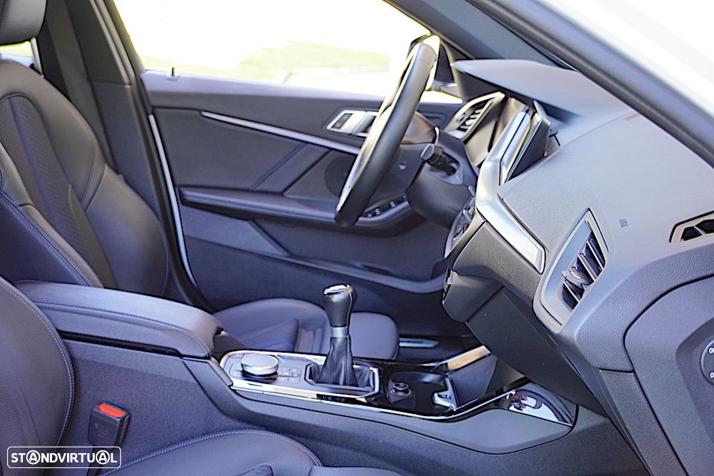 BMW 116 d Pack Desportivo M - 20