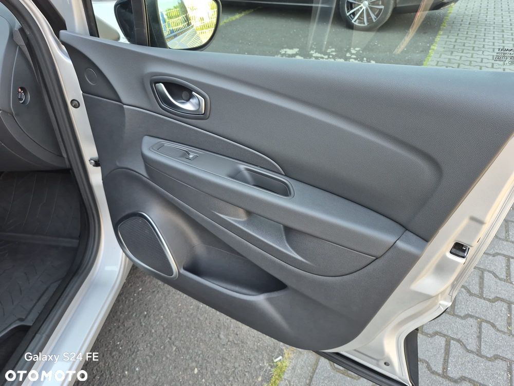 Renault Captur - 23