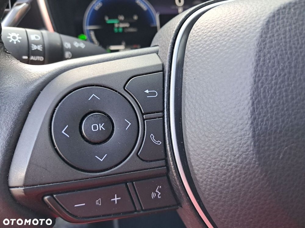 Toyota Corolla 2.0 Hybrid Comfort - 23
